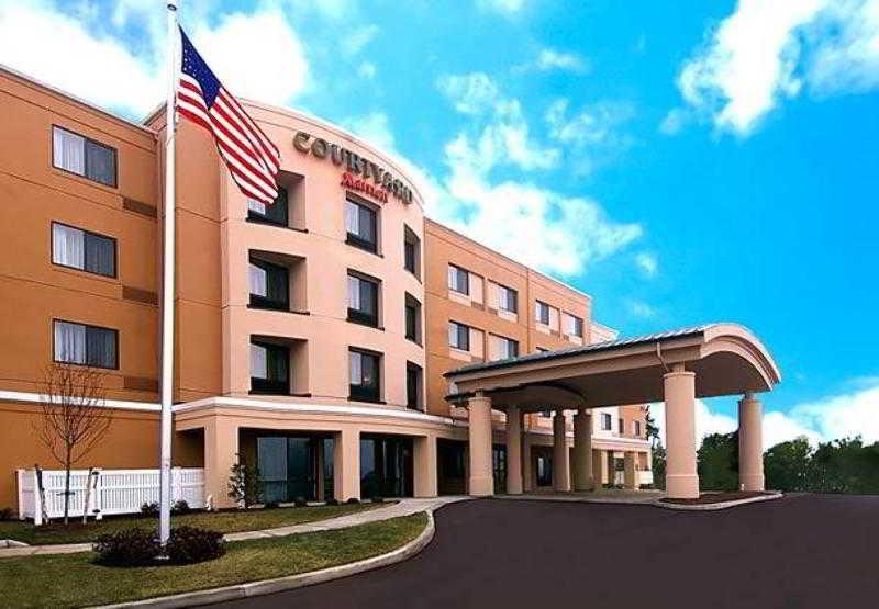 Courtyard Hartford Farmington Hotel Kültér fotó