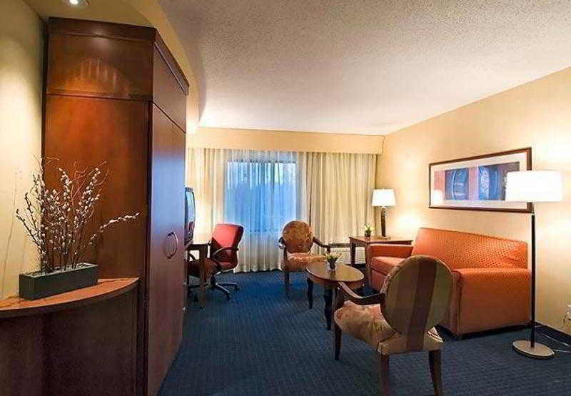 Courtyard Hartford Farmington Hotel Kültér fotó